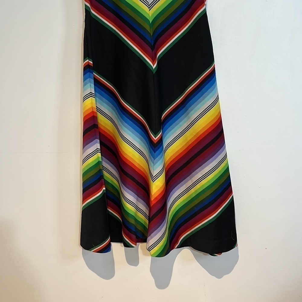 Vintage colourful, chevron style sleeveless dress, size small - Picture 5 of 11